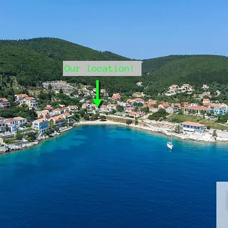 Ground Floor On Zavalata In Fiskardo! 20 Steps From Zavalata Beach! Apartment *