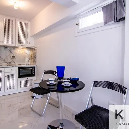 Ground Floor On Zavalata In Fiskardo! 20 Steps From Zavalata Beach! Apartment