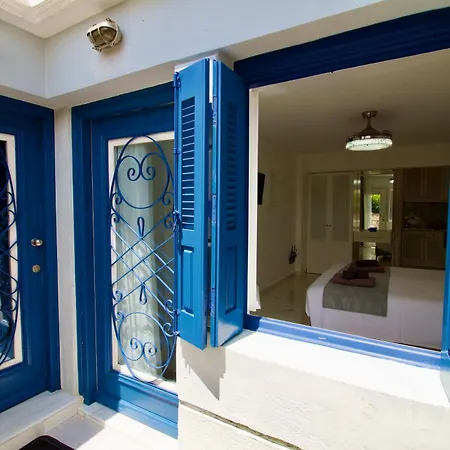 Sea Front In Fisardo *